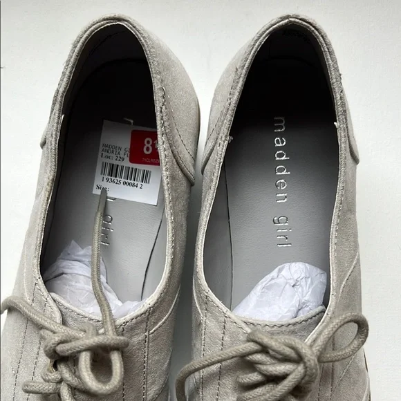 Madden Girl Gray Sneakers with Platform Sole Beige color Size 8.5 - Picture 9 of 11